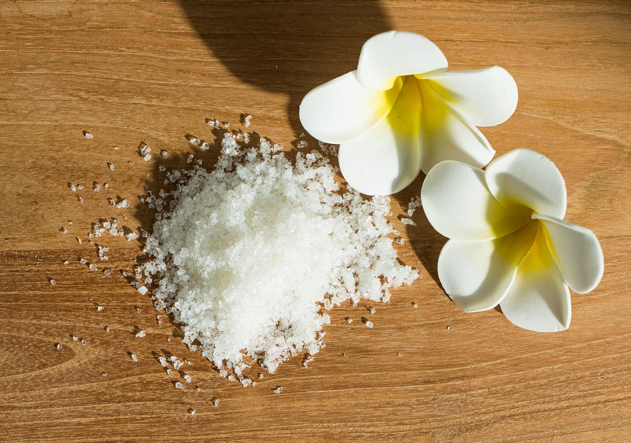 The Benefits of Hawaiian Bath Salts: Nature’s Secret for Relaxation and Skin Health